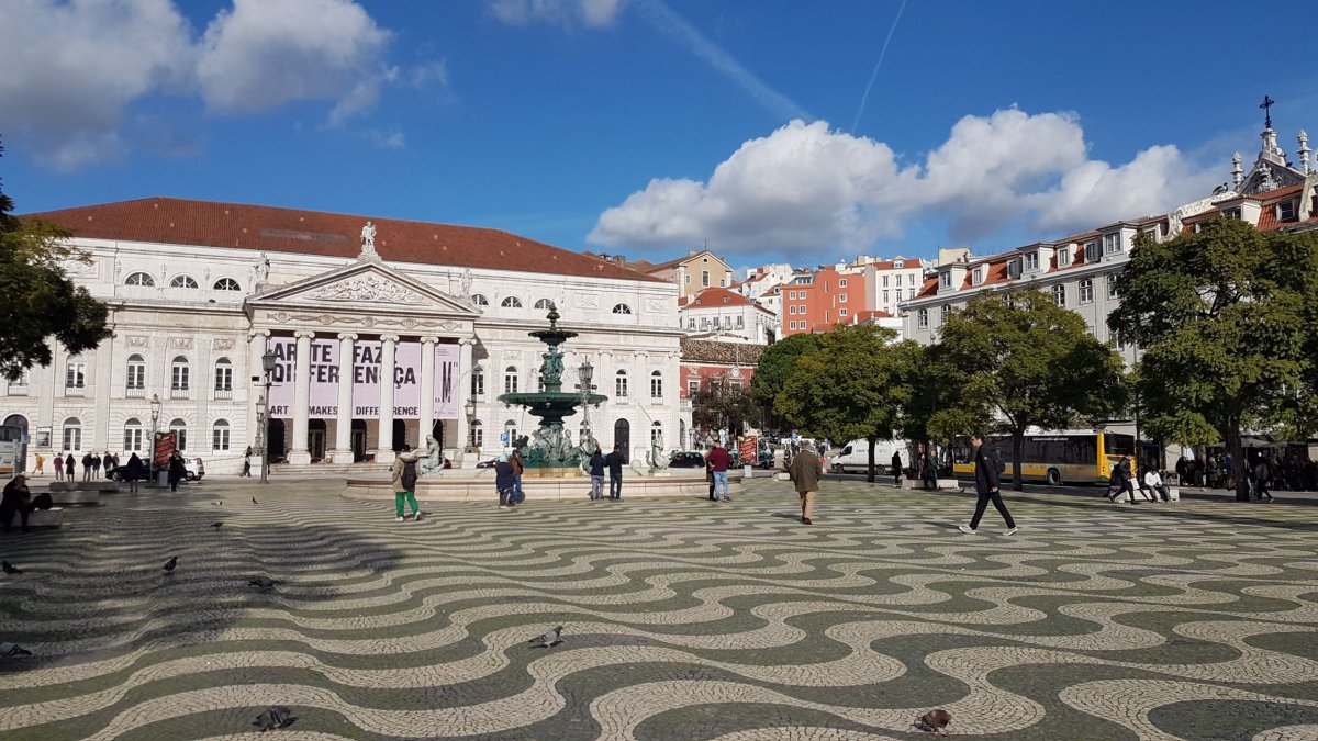 náměstí Praça Dom Pedro IV 