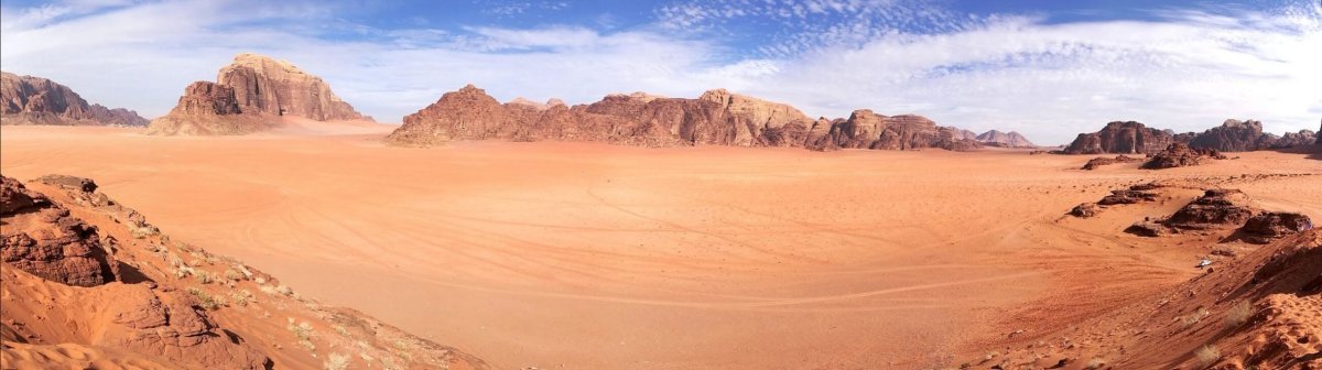 Jedno z dějišť historického filmu Lawrence z Arábie, Marťan či Prometheus