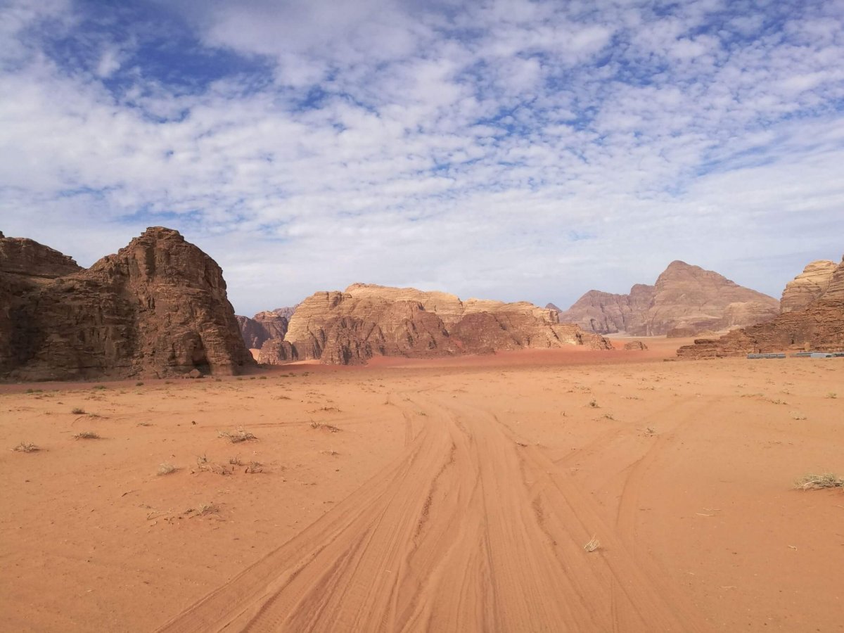 Kdesi ve Wadi Rum