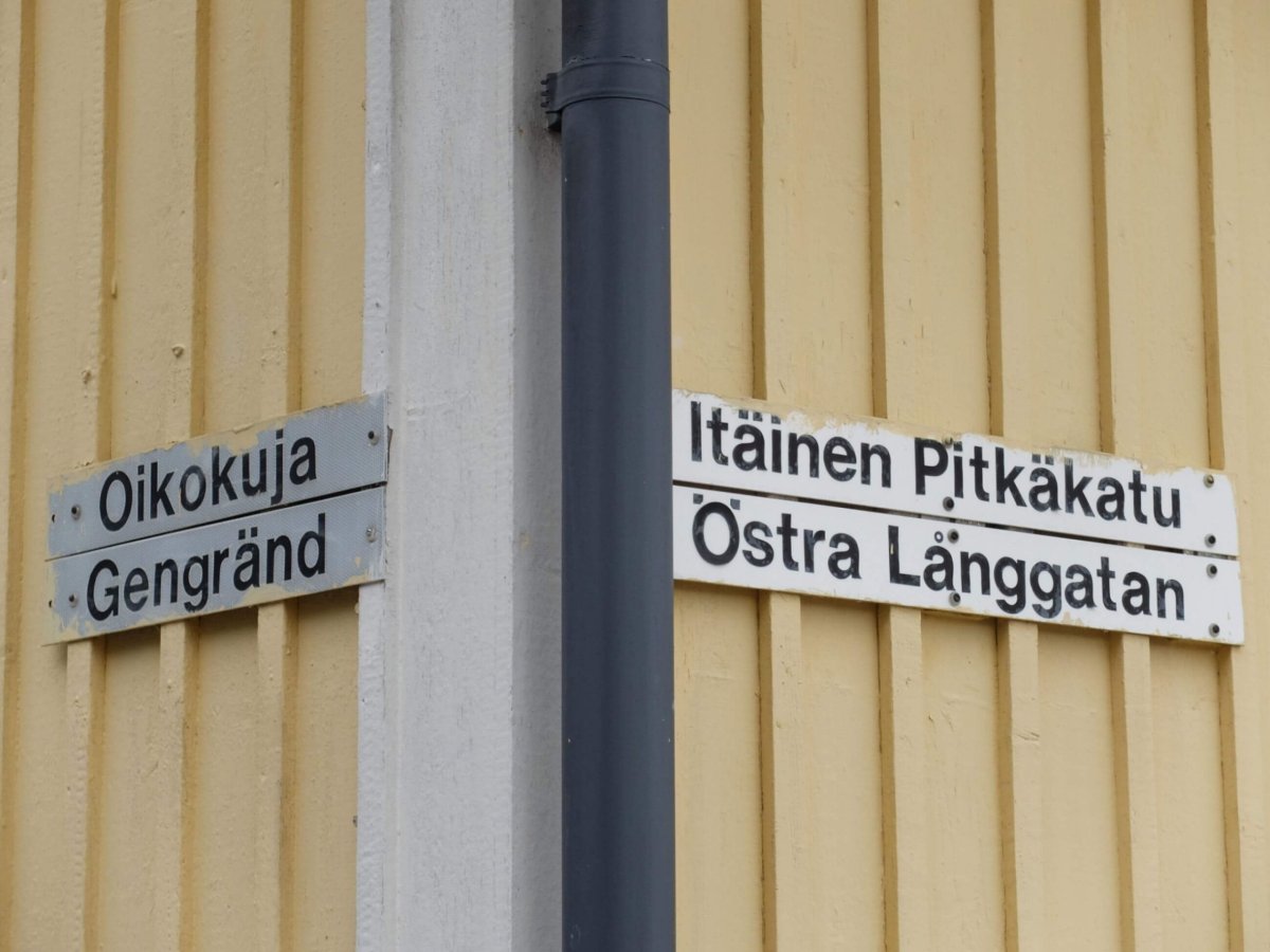 finsko-švédské nápisy