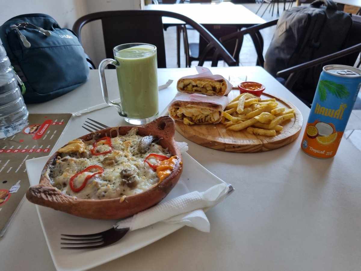 Pozdní oběd v Rabatu