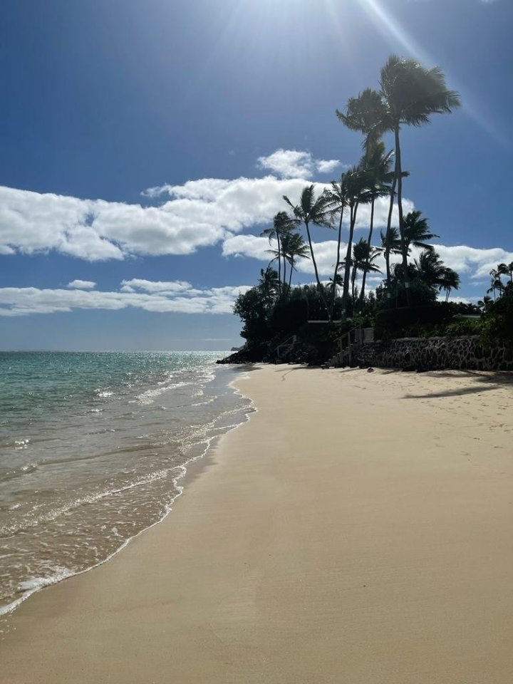 lANIKAI BEACH