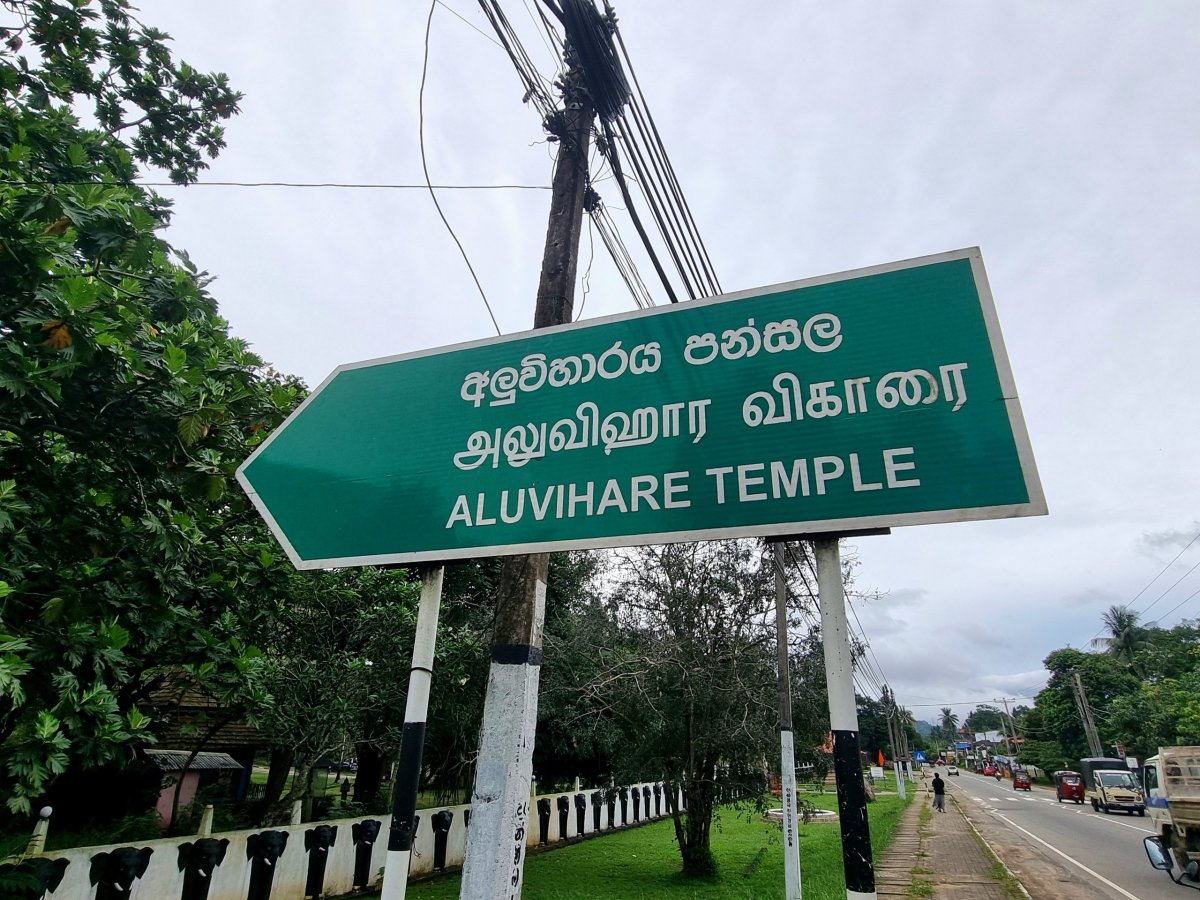 Směrovka ke chrámu