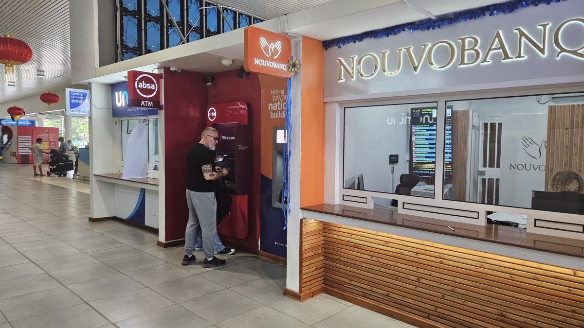 Letiště - tu peníze nevybírat (ATM)