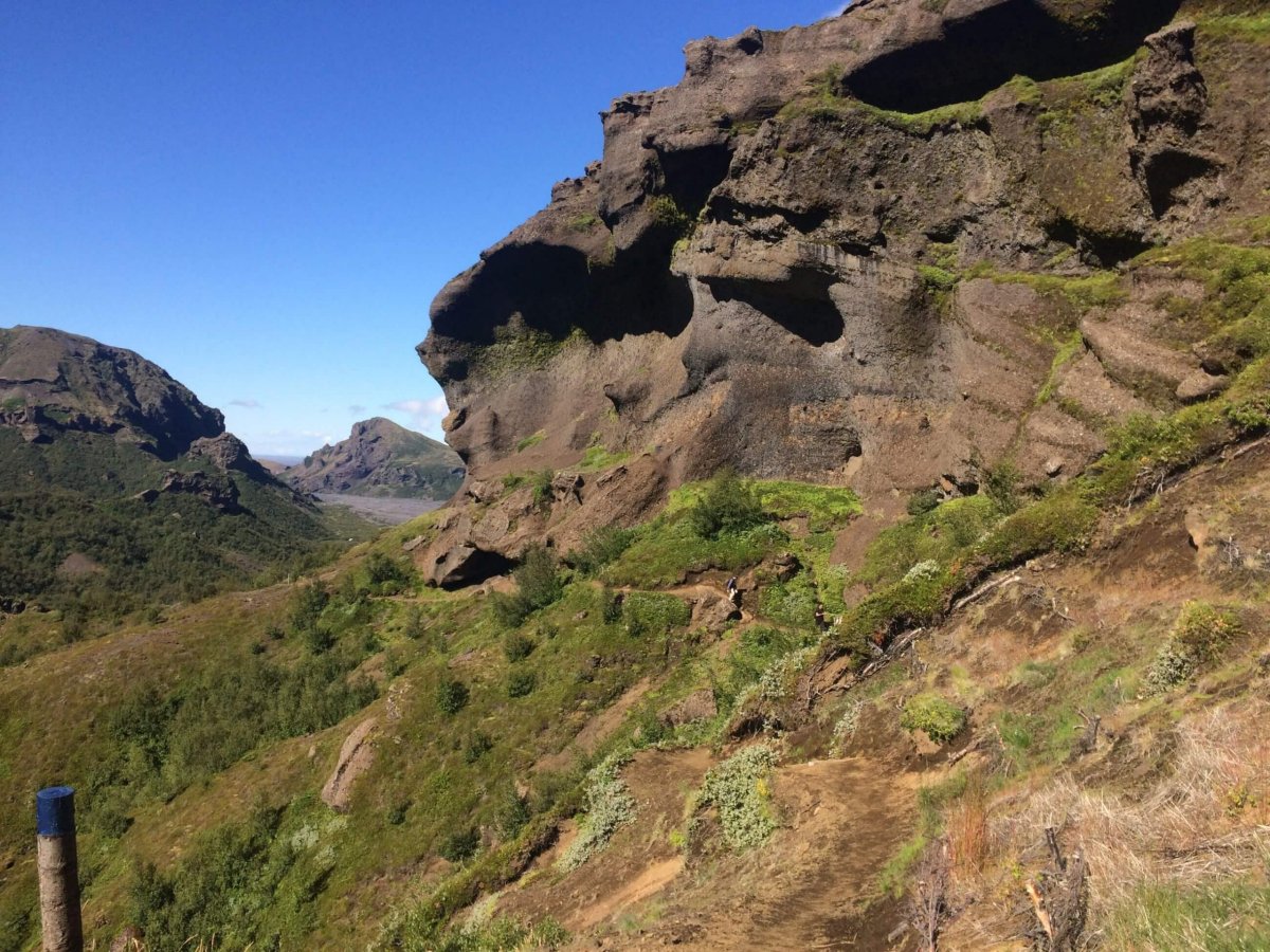 V dálce je již možné vidět Þórsmörk