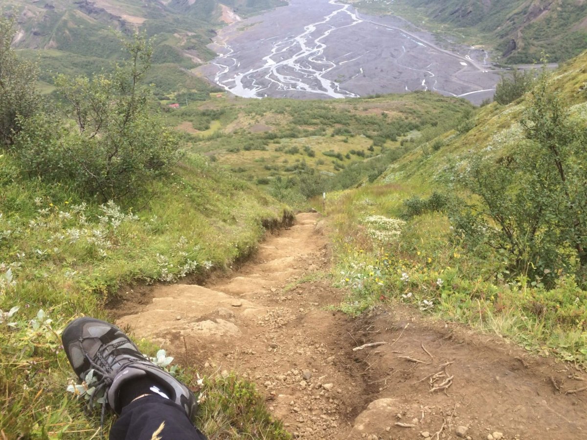 Výhled na kemp z nedalekého kopce