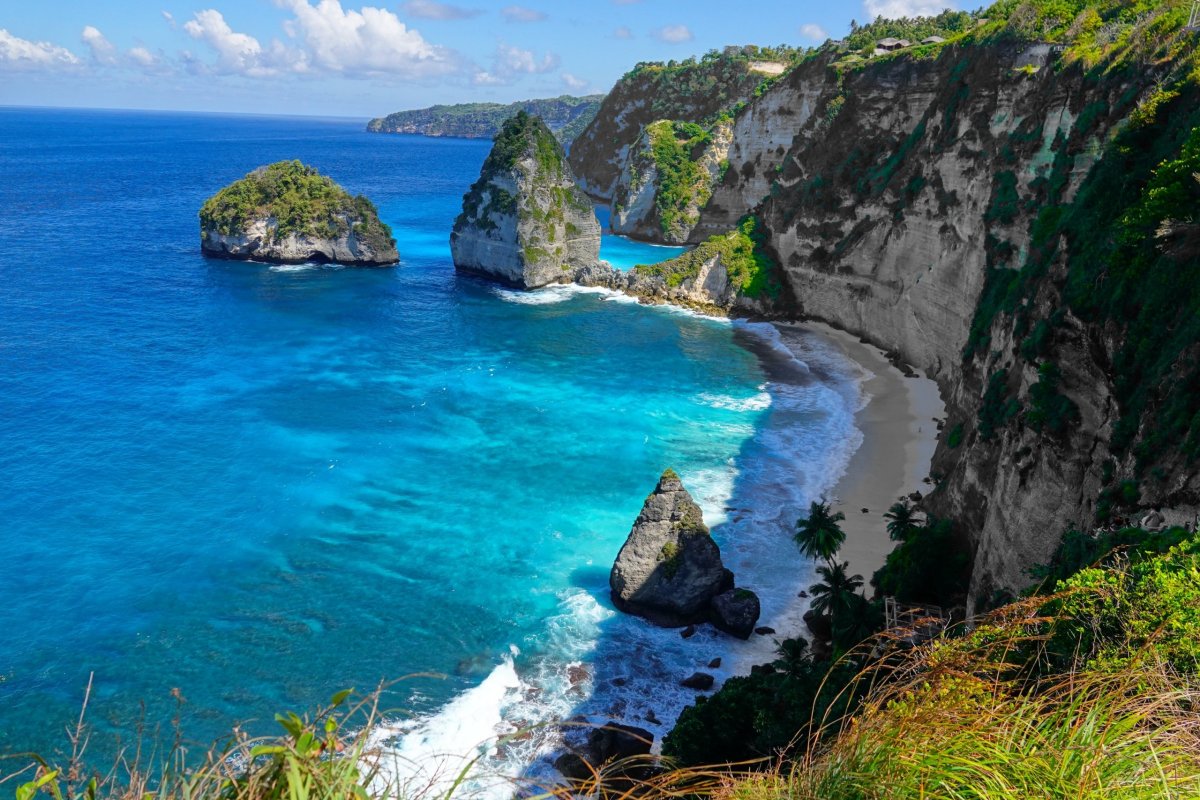 Diamond beach