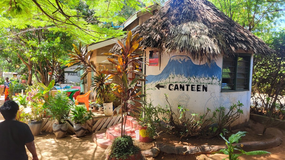 Zastávka před hranicemi