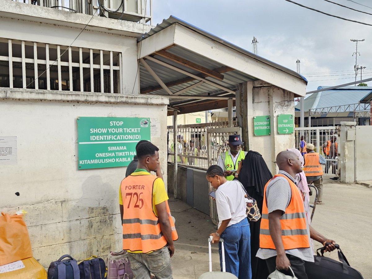 Vstup do areálu přístavu