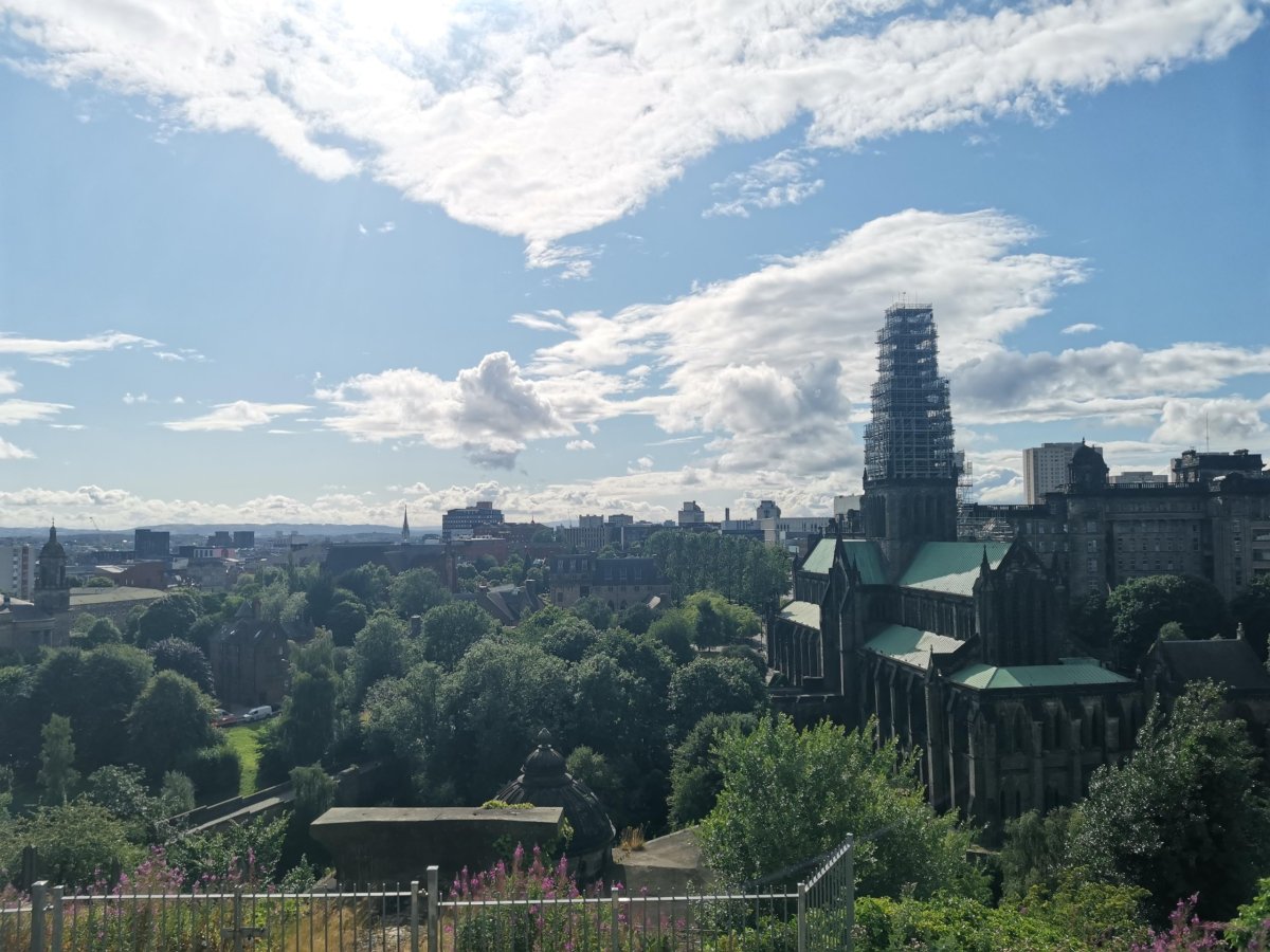 Výhled na město z Nekropole