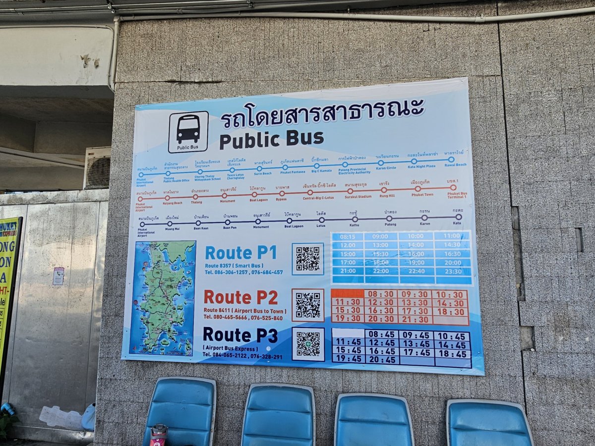 Informace o autobusech z letiště HKT