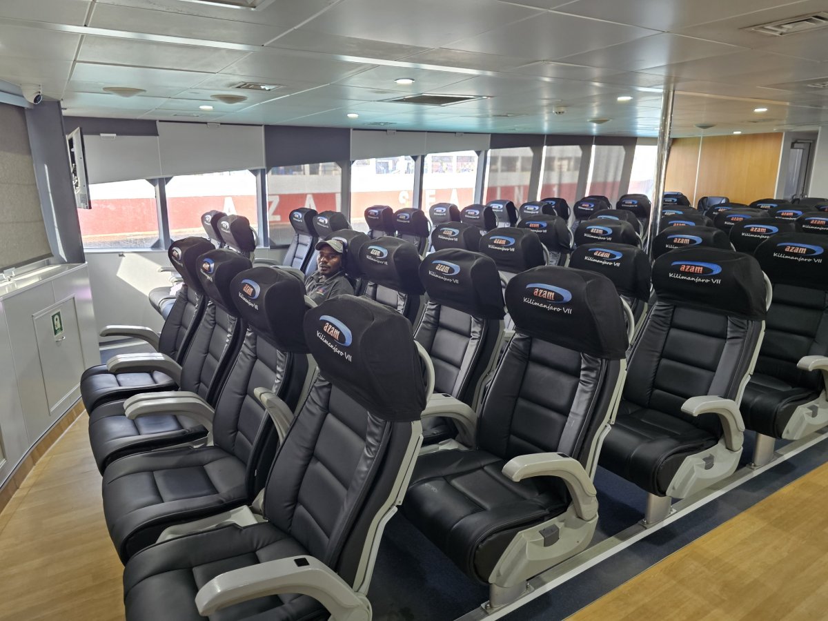 Interiér katamaránu