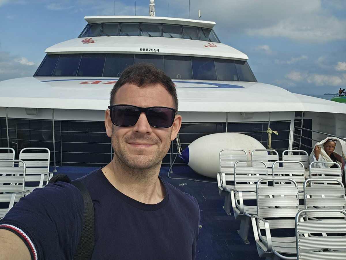 Já na venkovní palubě