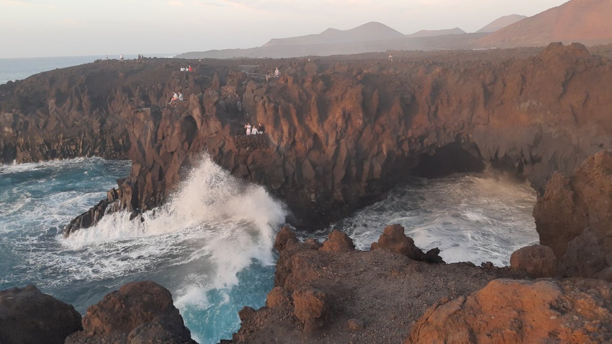 Divoký příboj Los Hervideros