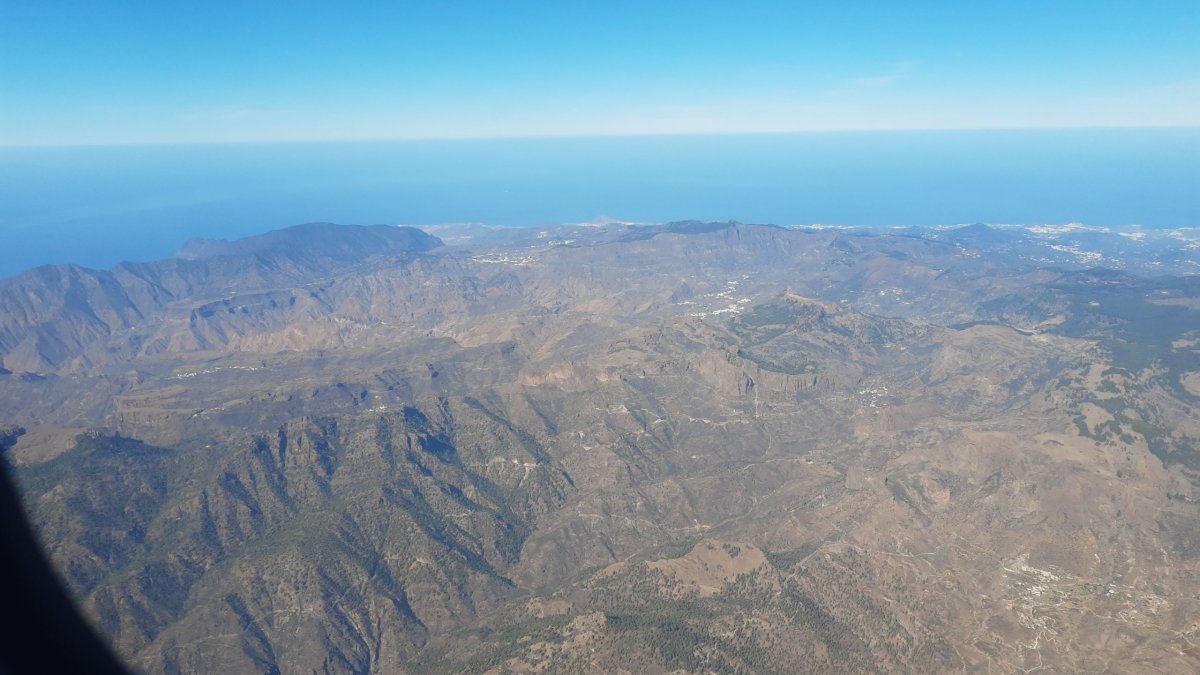 Nad vnitrozemím ostrova