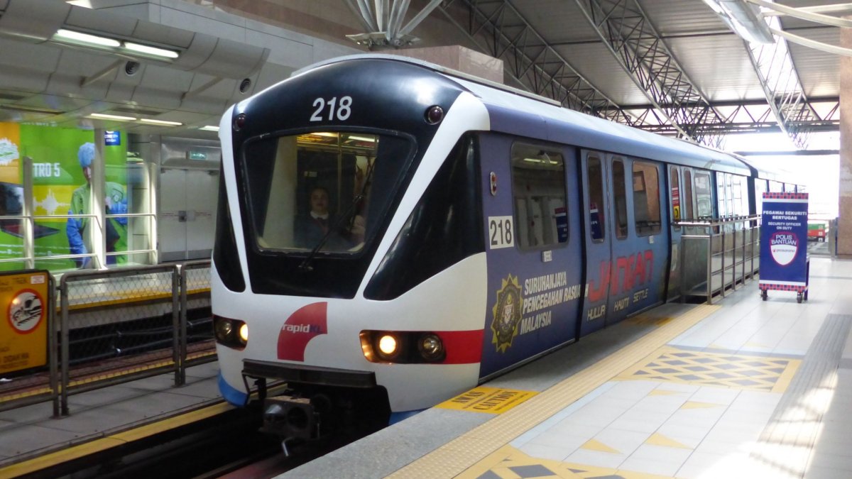 KL metro
