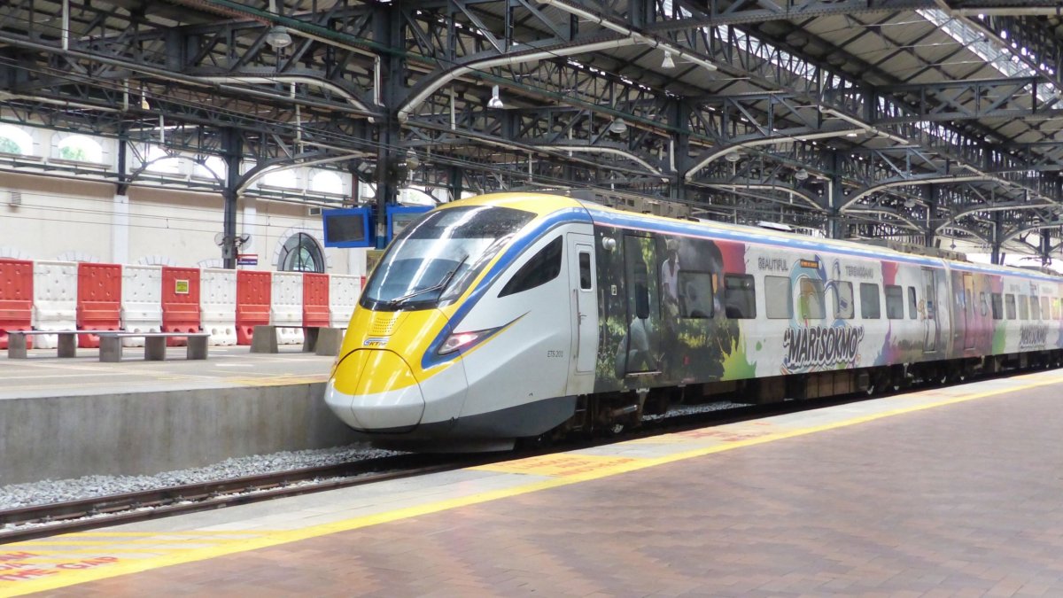 Meziměstský vlak do města Butterworth