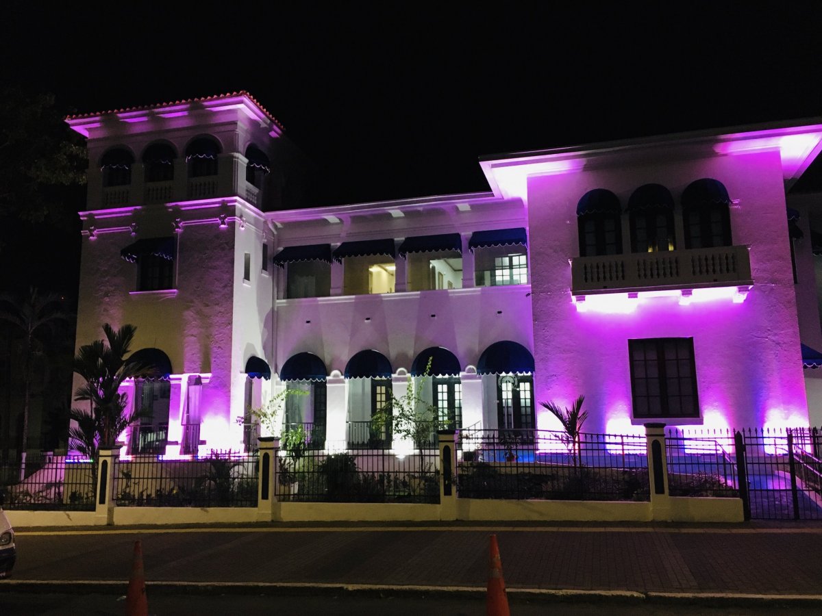 Dům měnící barvy