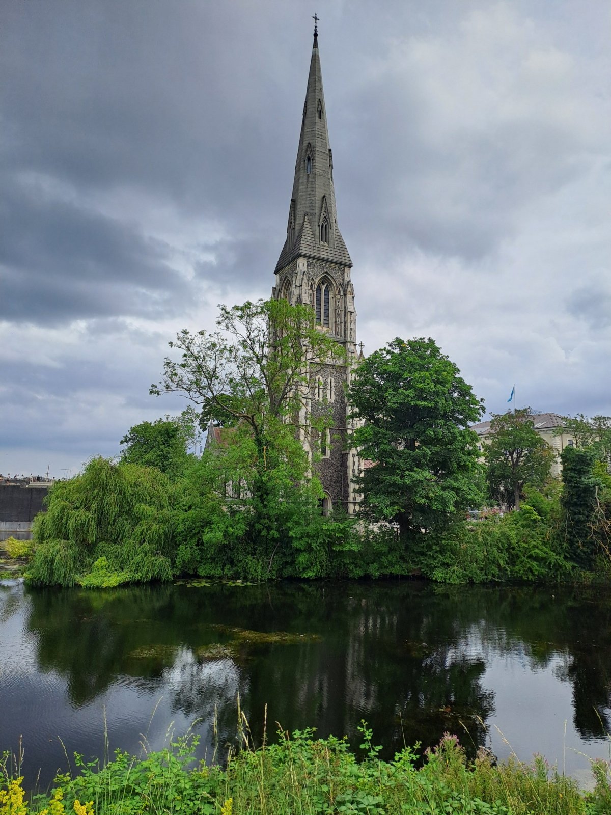 Je tu i spousta zeleně