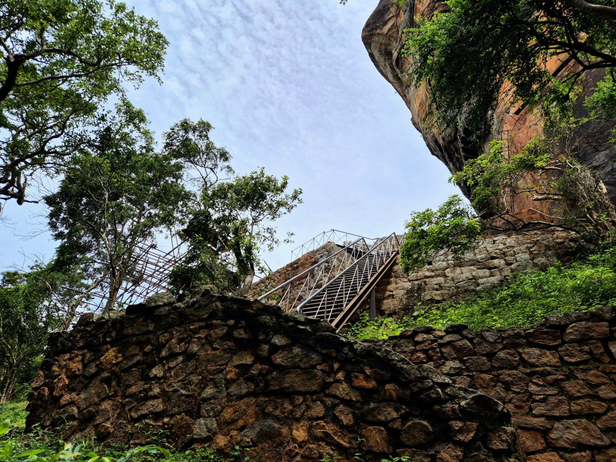 Sigiriya - schodiště