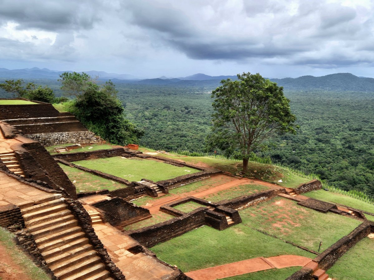 Sigiriya - horní terasy