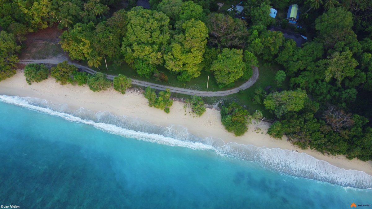Pláž na ostrově Jaco
