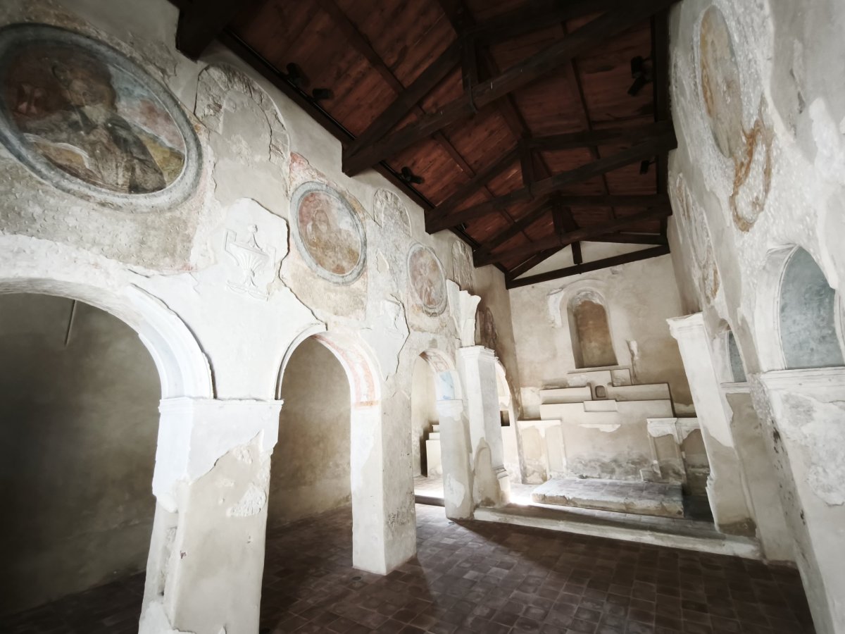 Interiér kostela Santa Caterina d'Alessandria