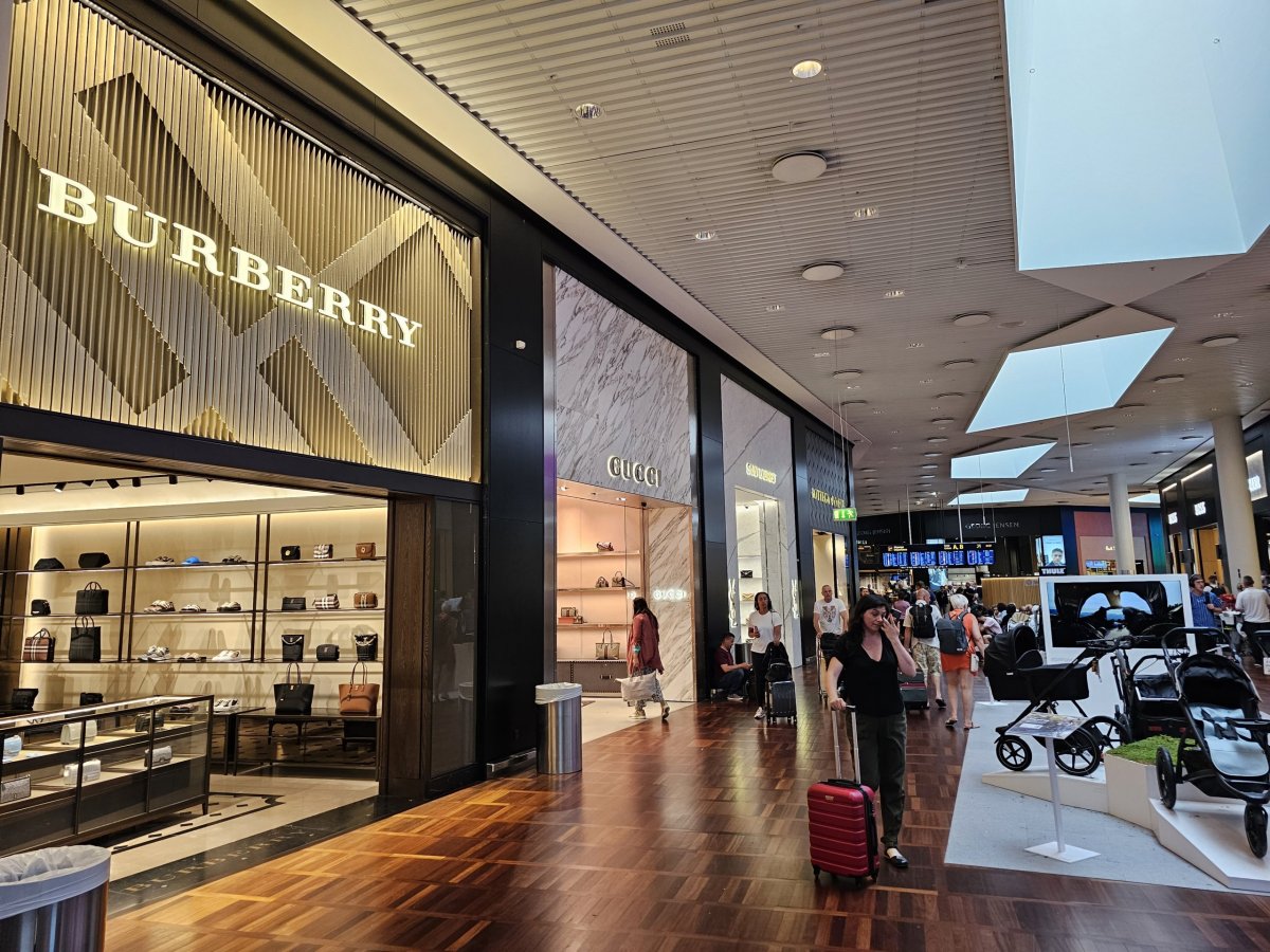 Obchody v tranzitní zóně