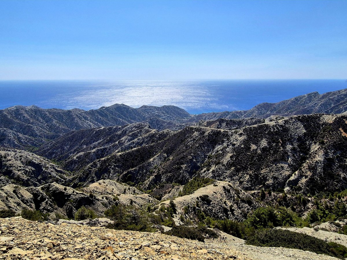 Cesta do městečka Olympos