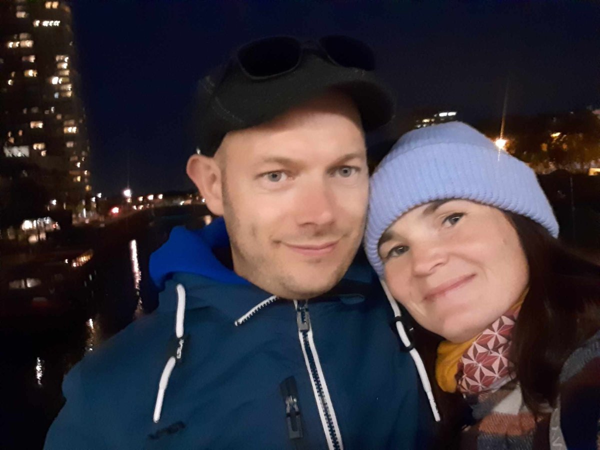 kousek od místa střelby