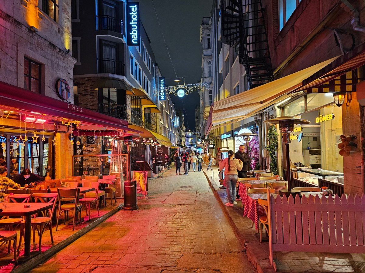 Noční centrum Istanbulu