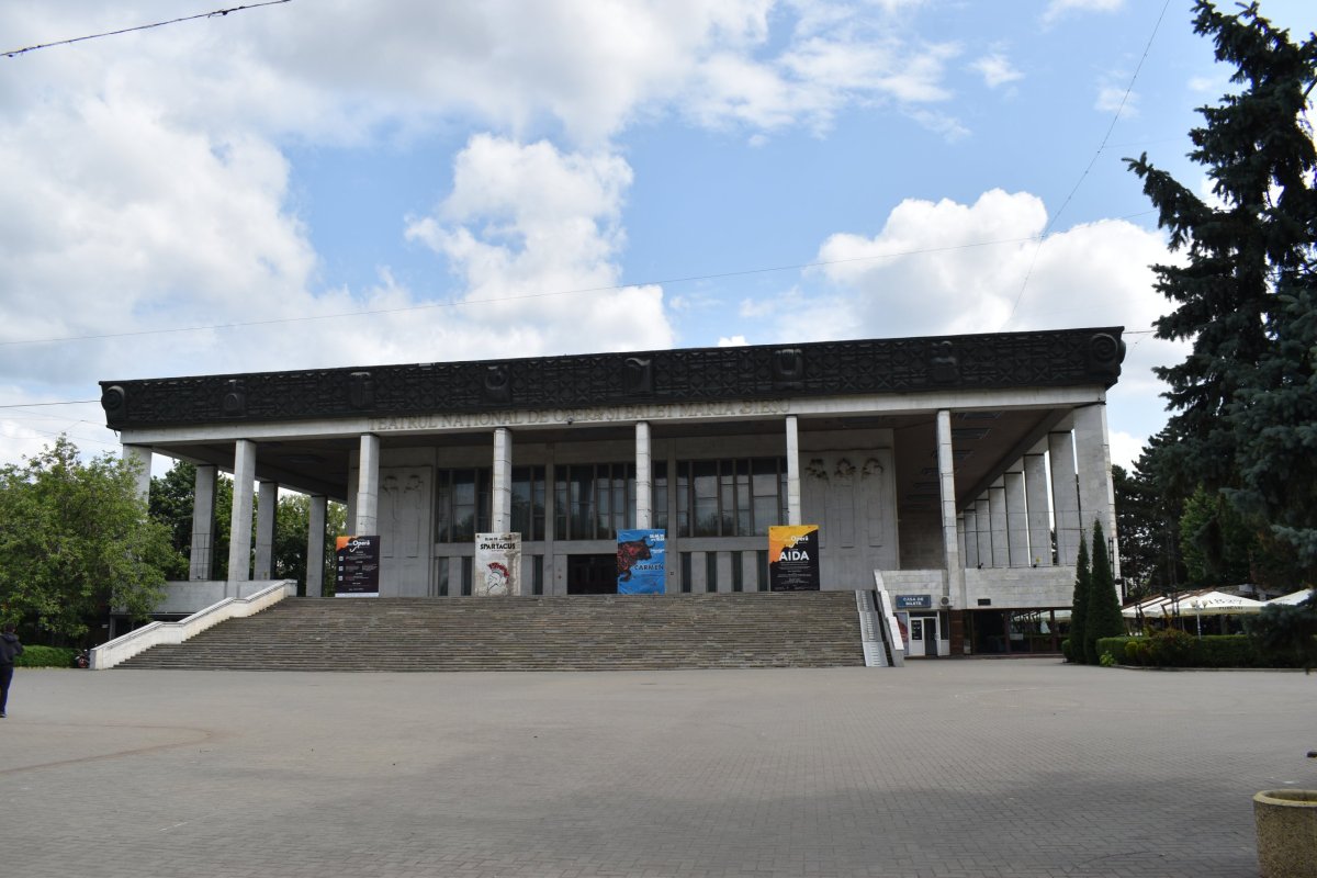 Národní divadlo opery a baletu