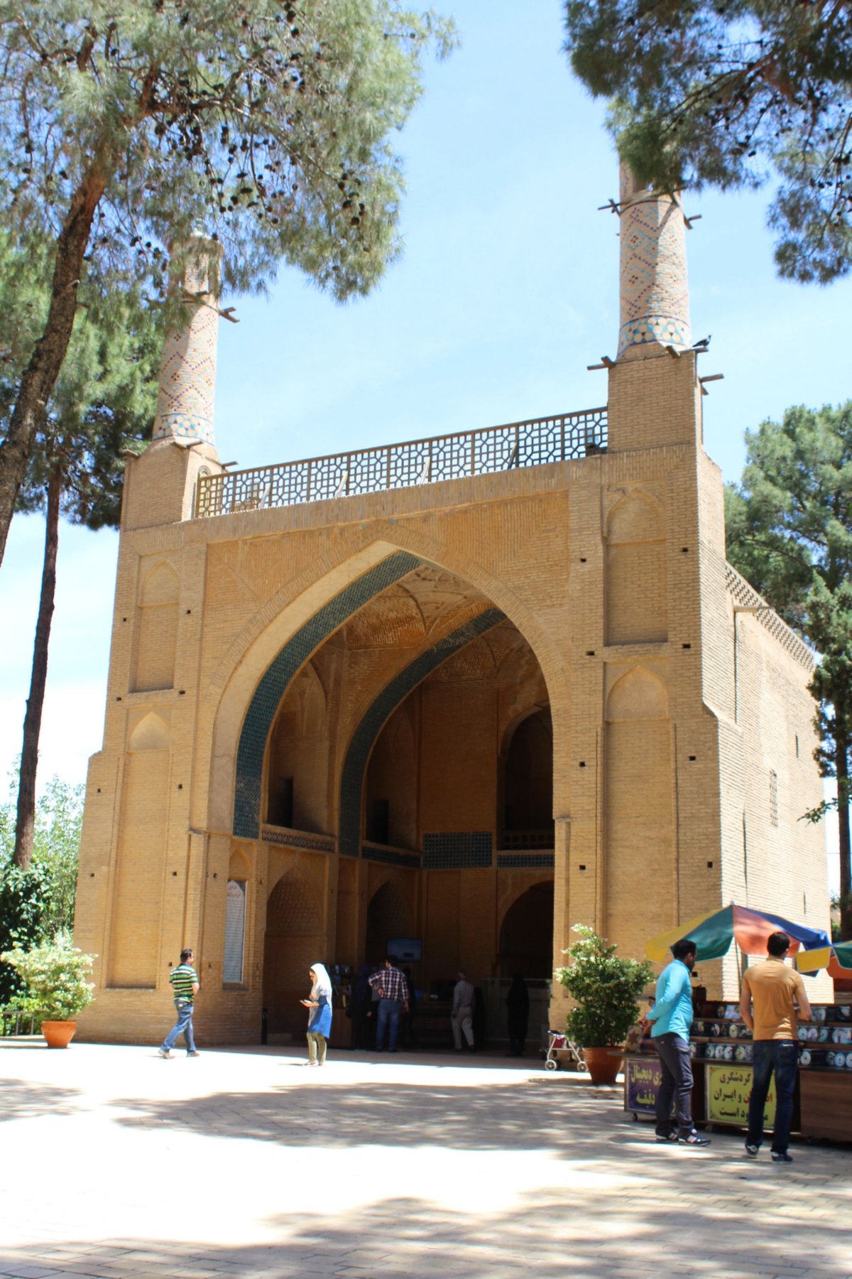 Isfahán - Manár-e Džombán - Chvějící se minarety