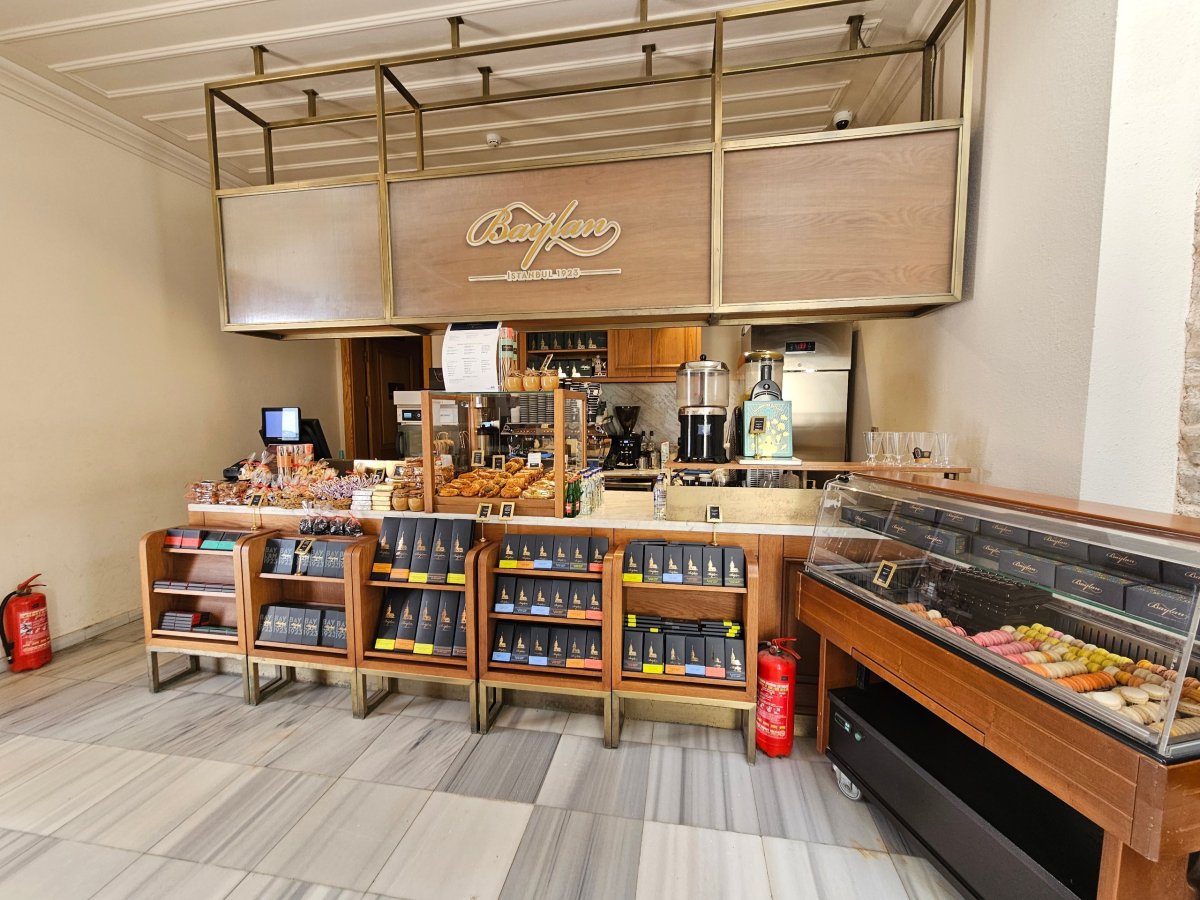 Kavárna v Dívčí věži