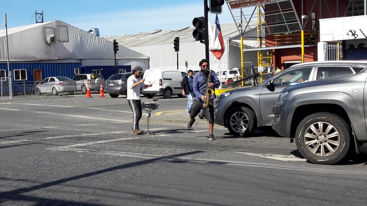 Muzikanti v Puerto Monnt.