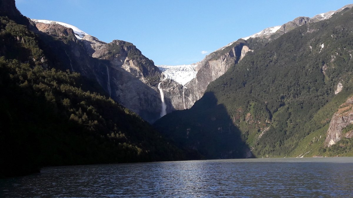 Ledovec Ventisquero Colgante.