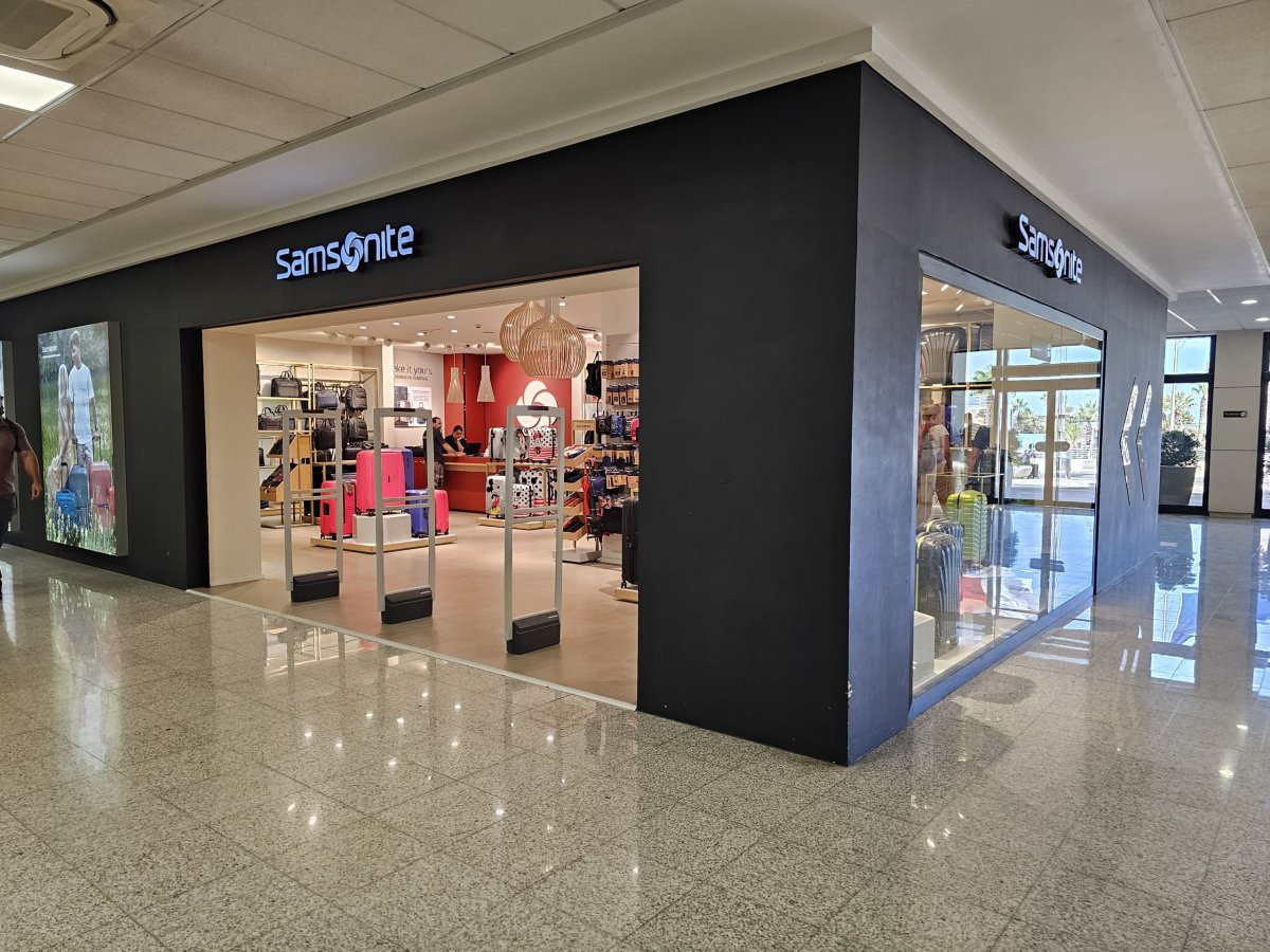 Obchody na letišti Malta