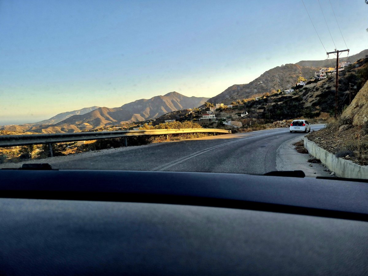 Podvečerní cesta do Pigadie