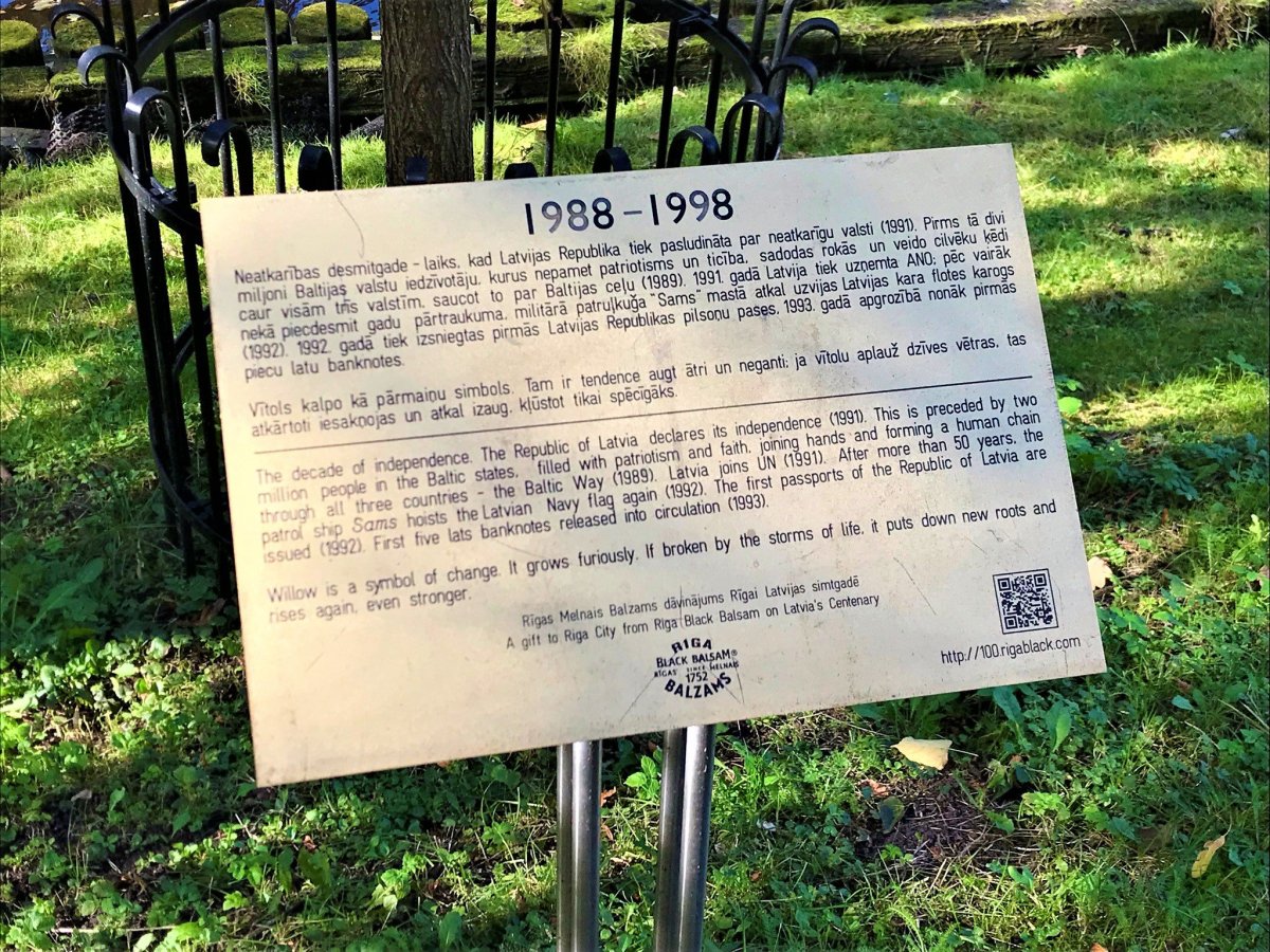 Vstříc svobodě. 600 km dlouhý lidský řetěz - neuvěřitelné gesto.