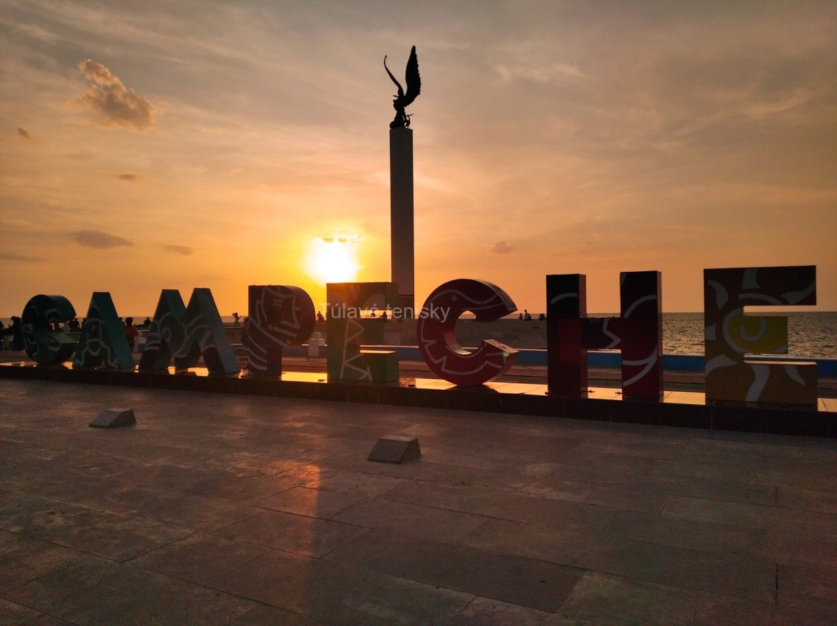 Západ slnka na malecone