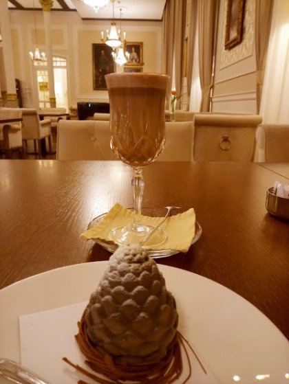 Kaviareň Sisi Tatr.Lomnica