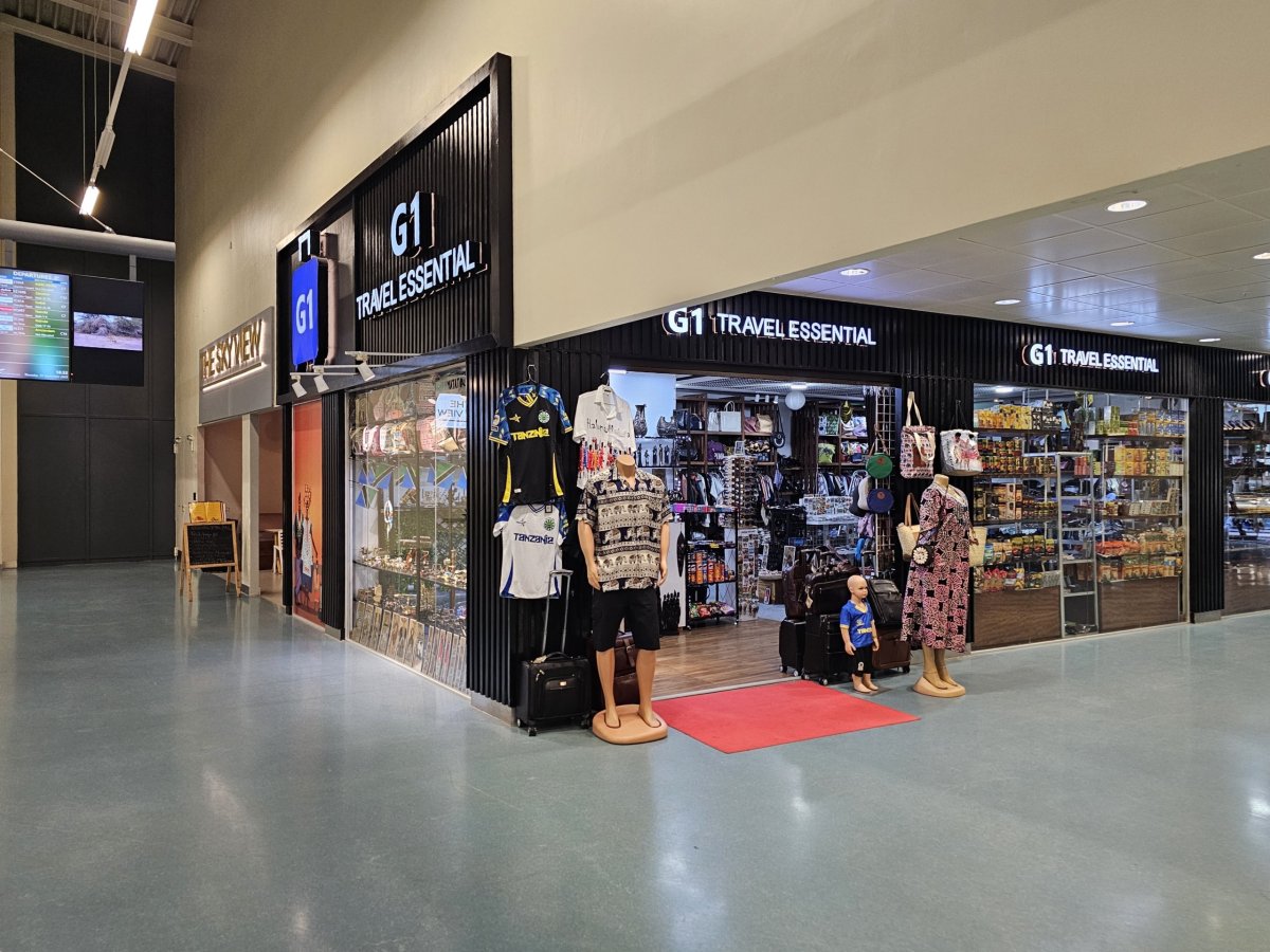 Obchody, tranzitní část, terminál 3