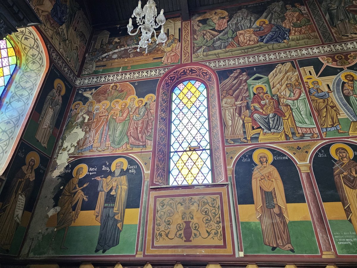 Kostel Evangelismos, interiér