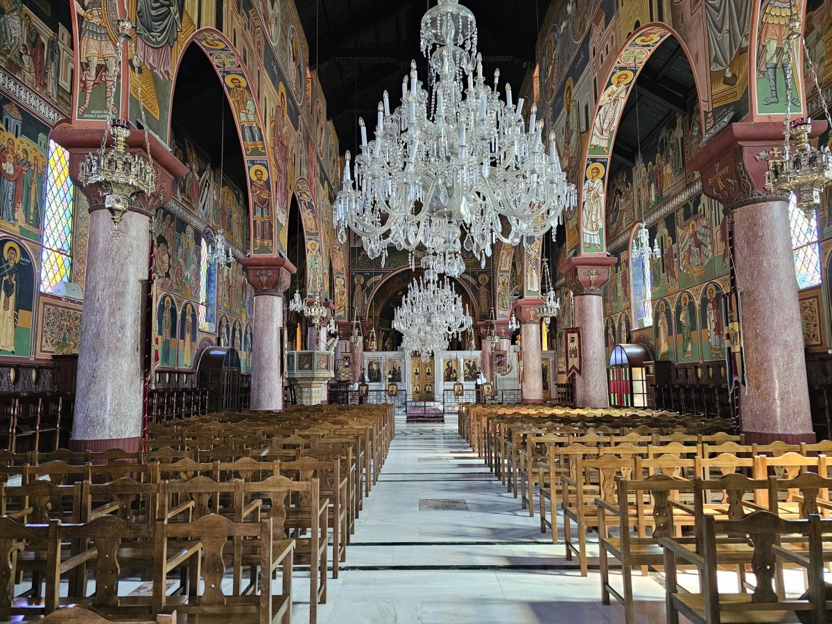 Kostel Evangelismos, interiér