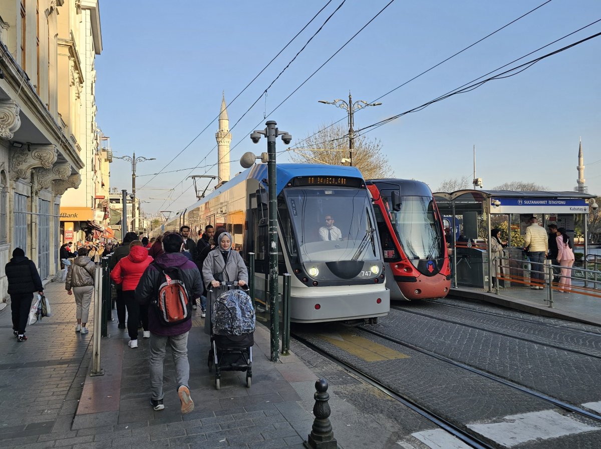 Zastávka tramvaje u Modré mešity