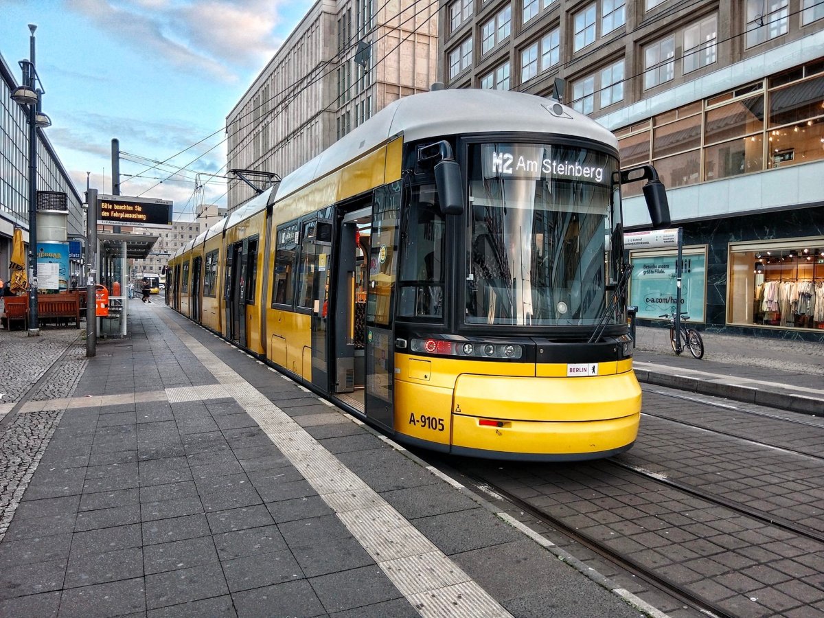 I v Berlíně jezdí tramvaje ačkoliv hlavní dopravní páteř netvoří 