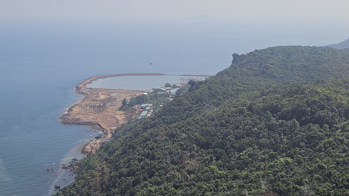 Stavební ruch na Hon Thom