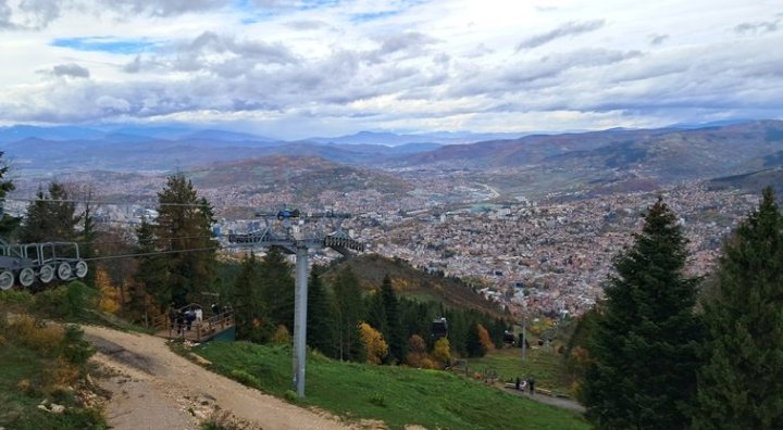 výhled od horní stanice lanovky