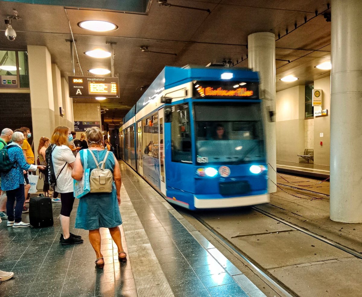 Rostock -tramvajový tunel pod Nádražím