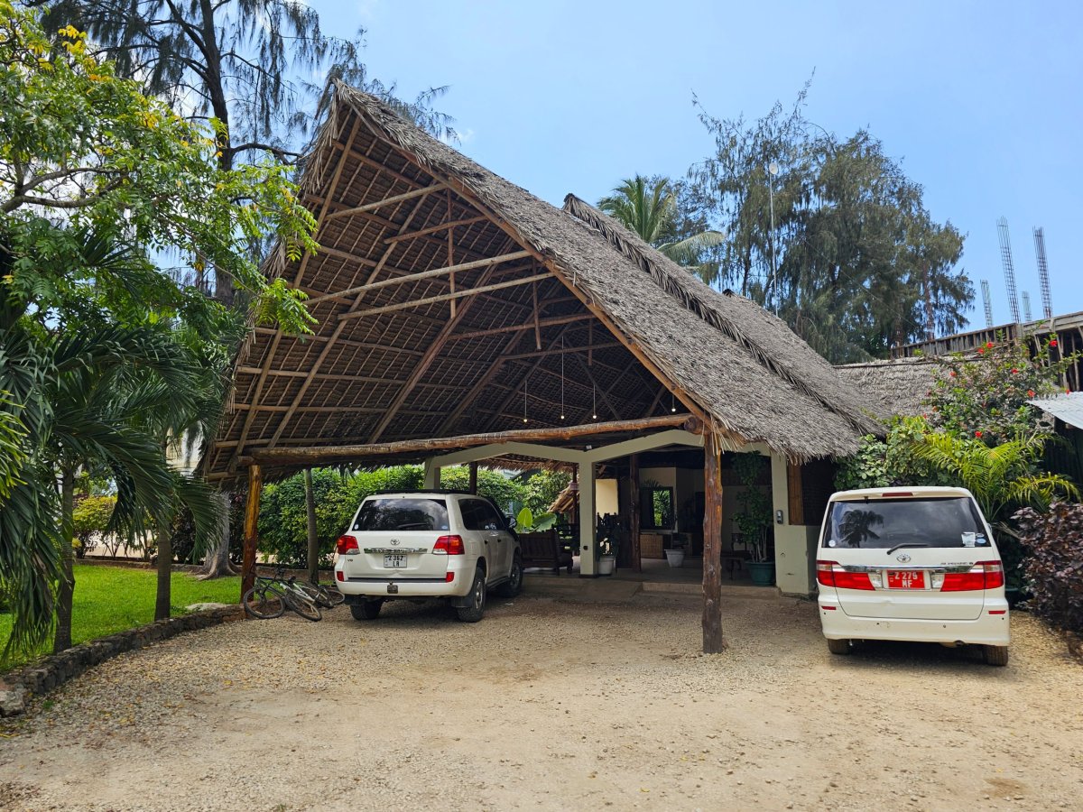 Parkování před recepcí